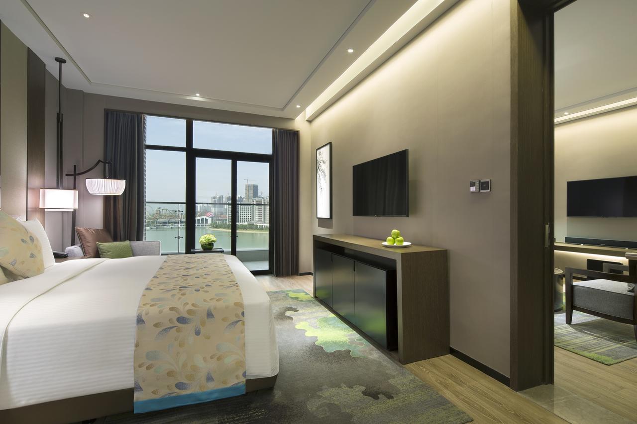 Wanda Realm Hefei Hotel Chaohu Exterior photo